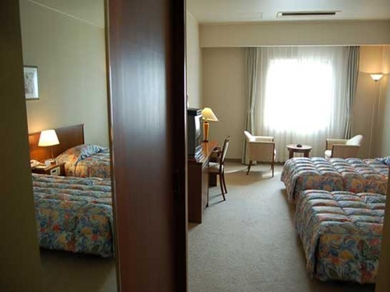 Date  Hotel Royal מראה חיצוני תמונה